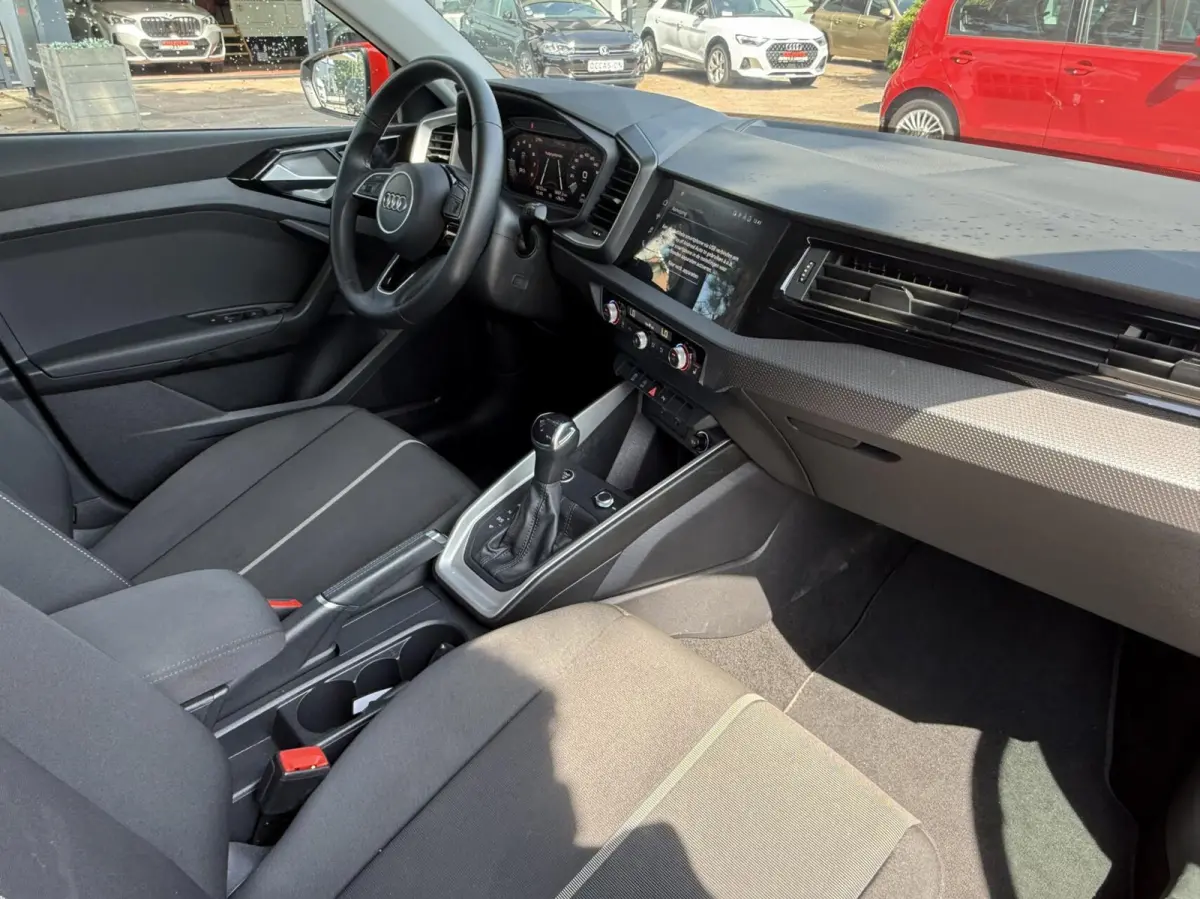citycarver 30 TFSI Advanced Edition automaat