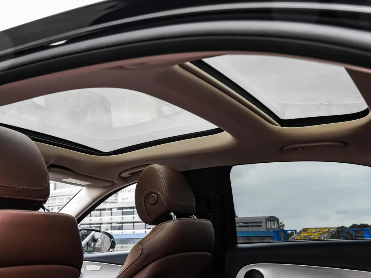 200 d Business | Panoramadak | Widescreen | Leder | Sfeerverlichting | Stoelverwarming | ECC | LED | Dealeronderhouden