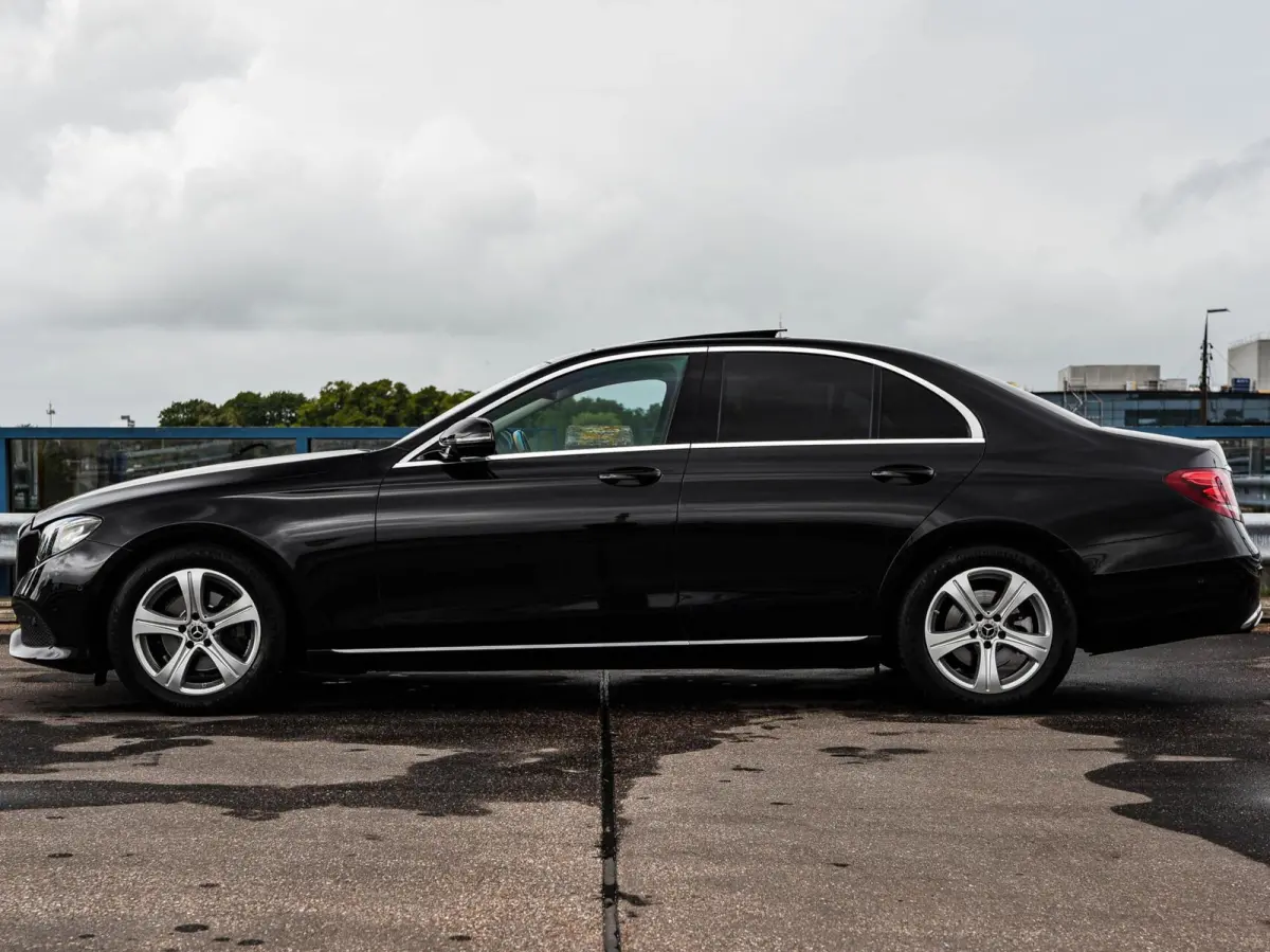 200 d Business | Panoramadak | Widescreen | Leder | Sfeerverlichting | Stoelverwarming | ECC | LED | Dealeronderhouden