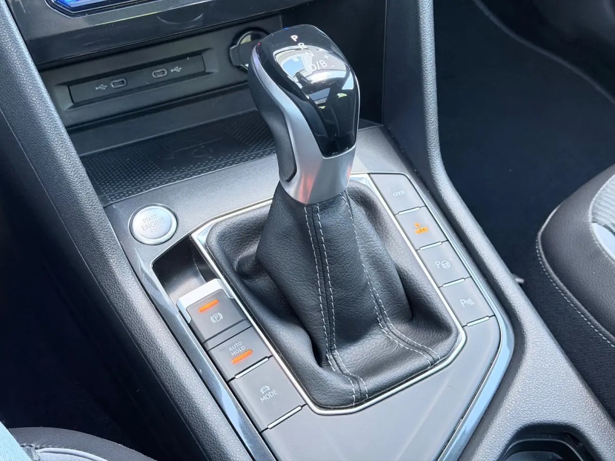1.4 TSI eHybrid R-Line Pano/Keyless/Camera