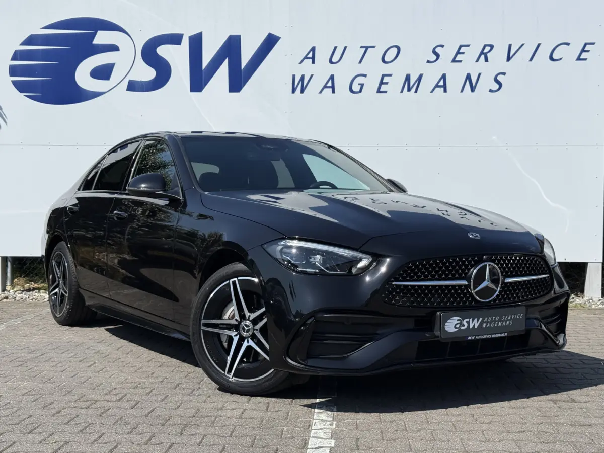 180 AMG Line | CarPlay | Camera | DAB+ | Bicolor | LED