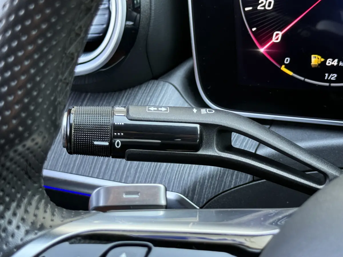 180 AMG Line | CarPlay | Camera | DAB+ | Bicolor | LED