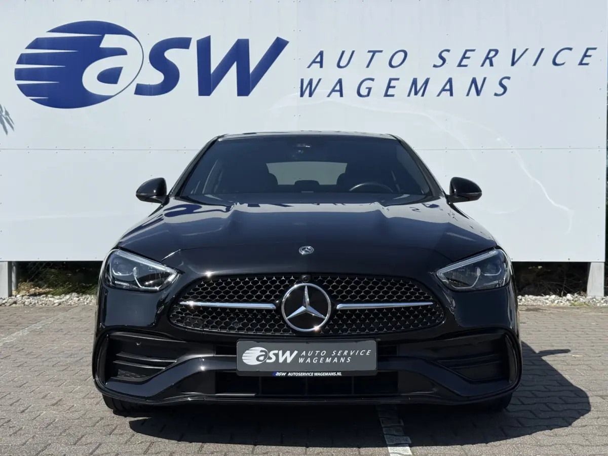 180 AMG Line | CarPlay | Camera | DAB+ | Bicolor | LED
