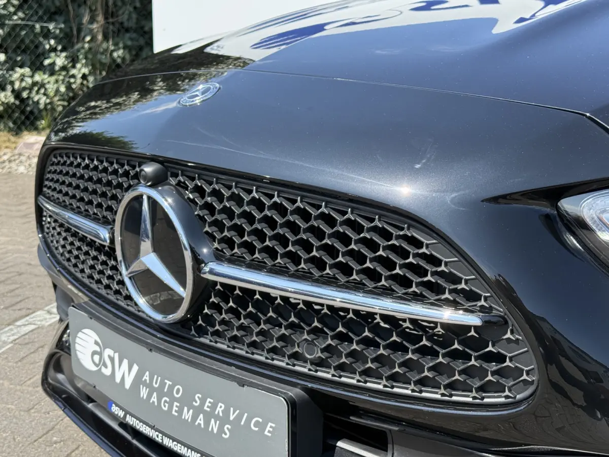 180 AMG Line | CarPlay | Camera | DAB+ | Bicolor | LED