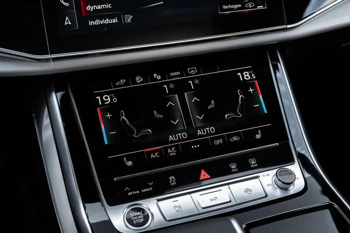 55 TFSI e quattro Pro Line S 394PK | Panoramadak | Elek.stoelen incl. geheugen | Sfeerverlichting | 360 Camera
