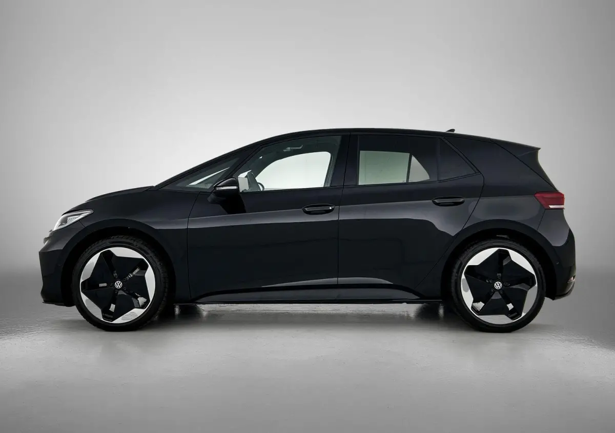 Pro Limited Edition 59 kWh | 204 PK | EM | Panorama Dak | Stoel en Stuurverwarming | Apple Carplay / Android Auto |