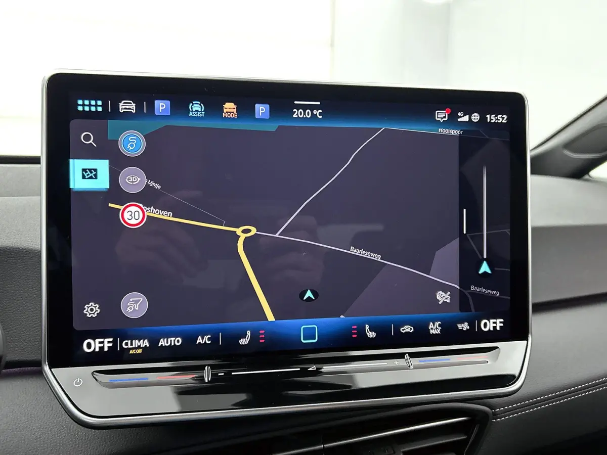 Pro Limited Edition 59 kWh | 204 PK | EM | Panorama Dak | Stoel en Stuurverwarming | Apple Carplay / Android Auto |