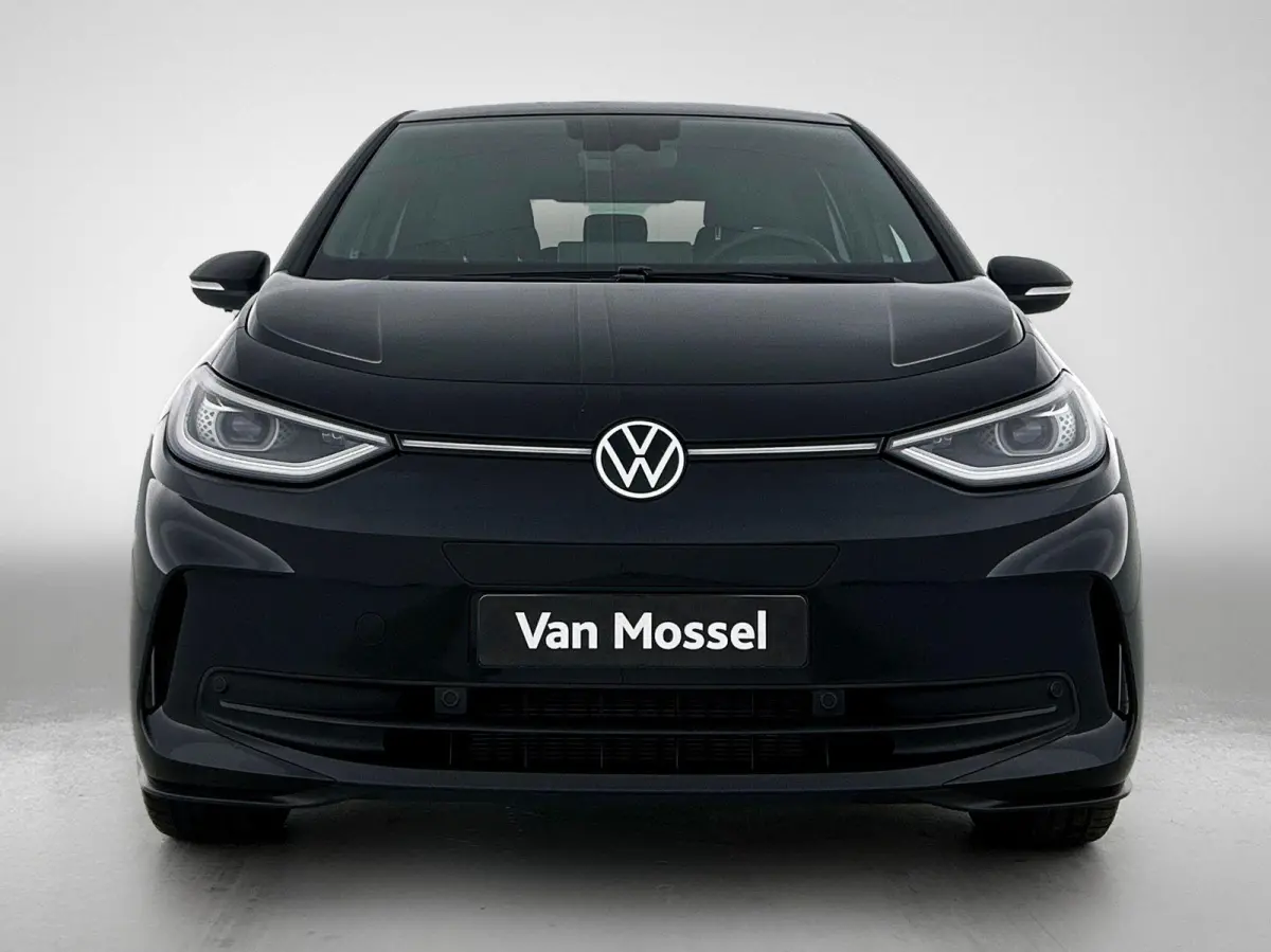 Pro Limited Edition 59 kWh | 204 PK | EM | Panorama Dak | Stoel en Stuurverwarming | Apple Carplay / Android Auto |