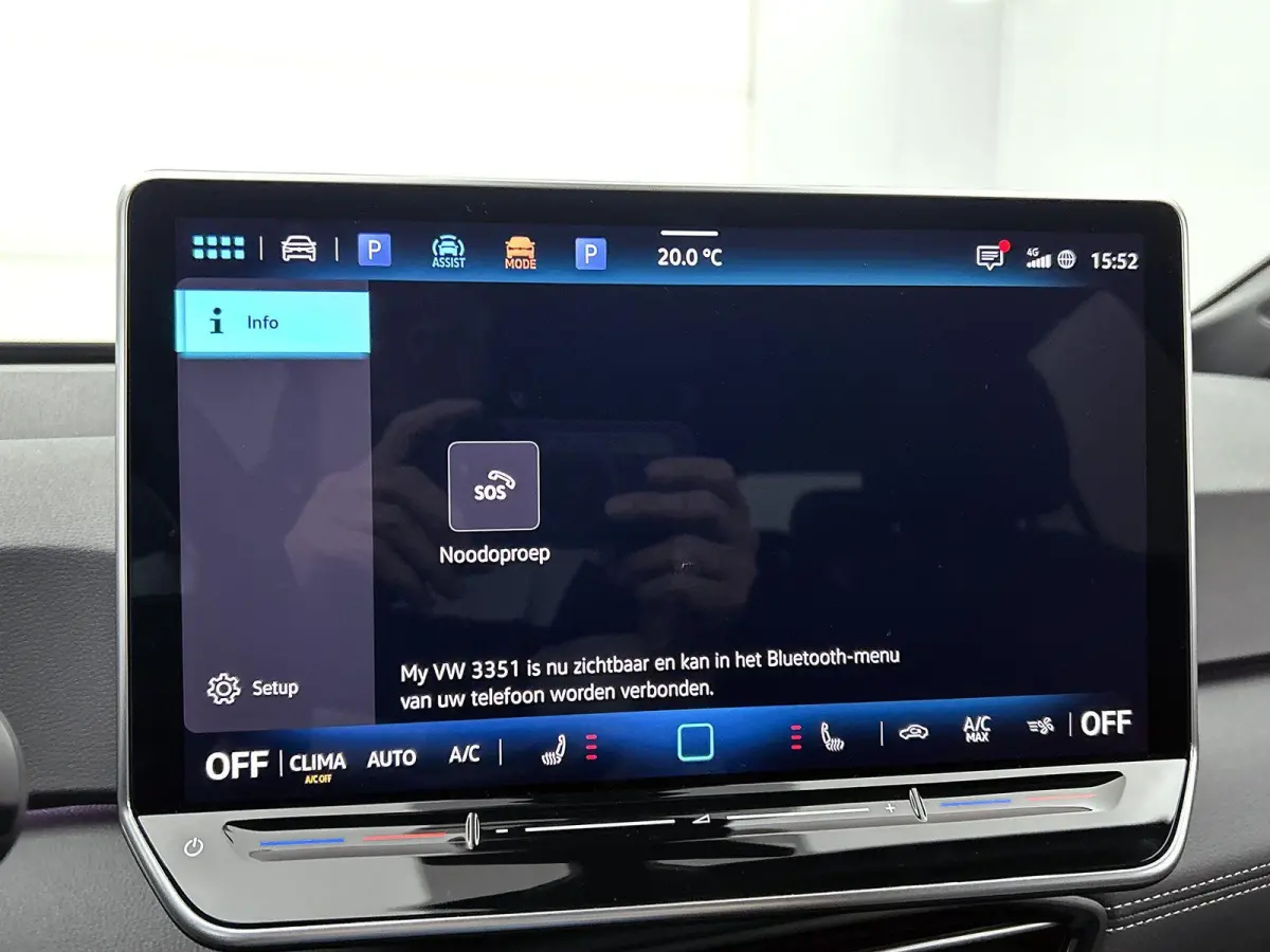 Pro Limited Edition 59 kWh | 204 PK | EM | Panorama Dak | Stoel en Stuurverwarming | Apple Carplay / Android Auto |