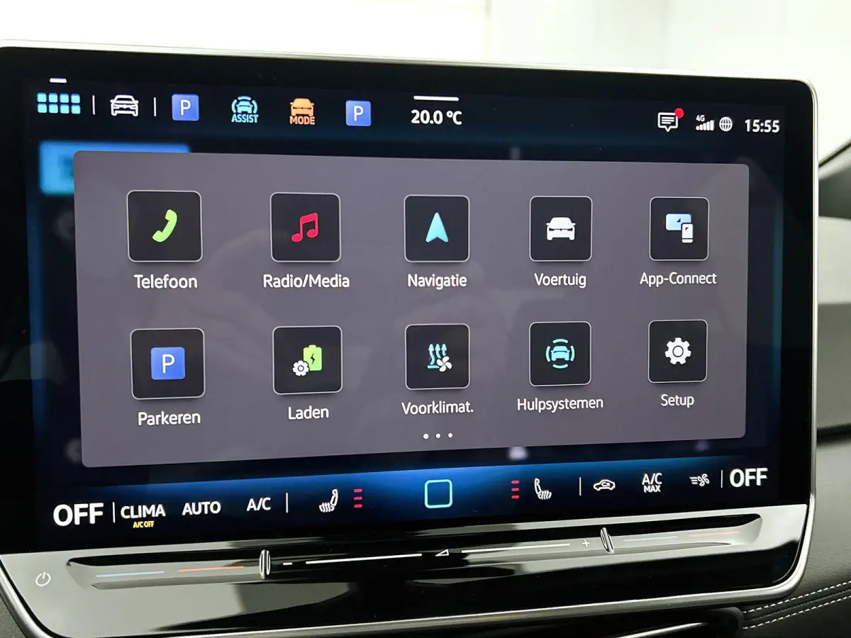 Pro Limited Edition 59 kWh | 204 PK | EM | Panorama Dak | Stoel en Stuurverwarming | Apple Carplay / Android Auto |