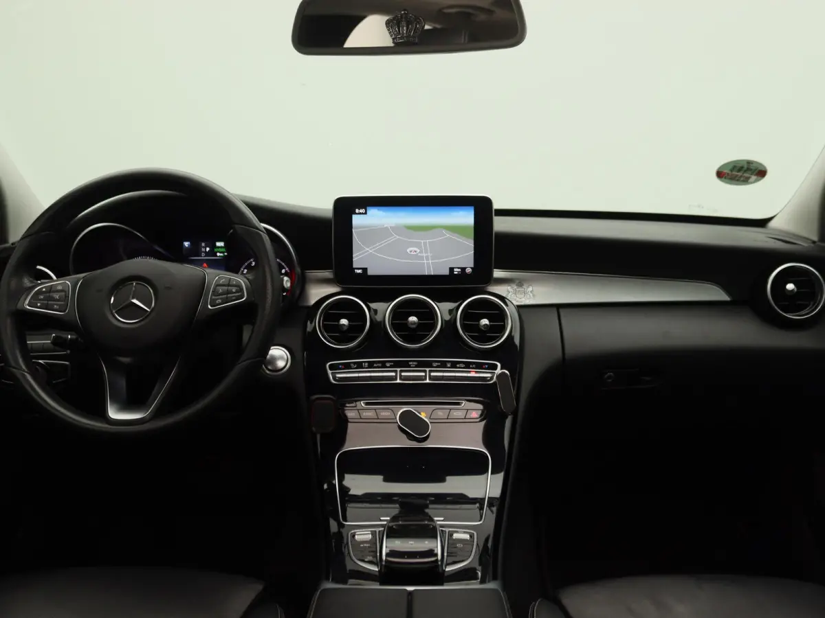 350 e | Panoramadak | Stoelverwarming | Navigatie | Lederen Bekleding | Climate Control | Lichtmetalen Velgen |