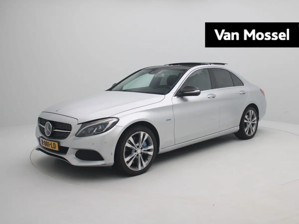 350 e | Panoramadak | Stoelverwarming | Navigatie | Lederen Bekleding | Climate Control | Lichtmetalen Velgen |