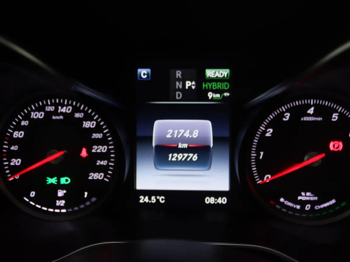 350 e | Panoramadak | Stoelverwarming | Navigatie | Lederen Bekleding | Climate Control | Lichtmetalen Velgen |
