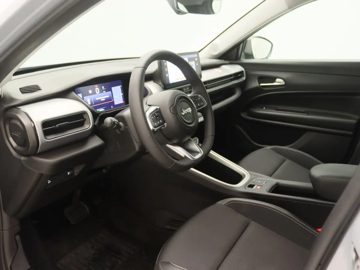 1.2 e-Hybrid Altitude | Camera | Climate control | Apple Carplay/Android Auto