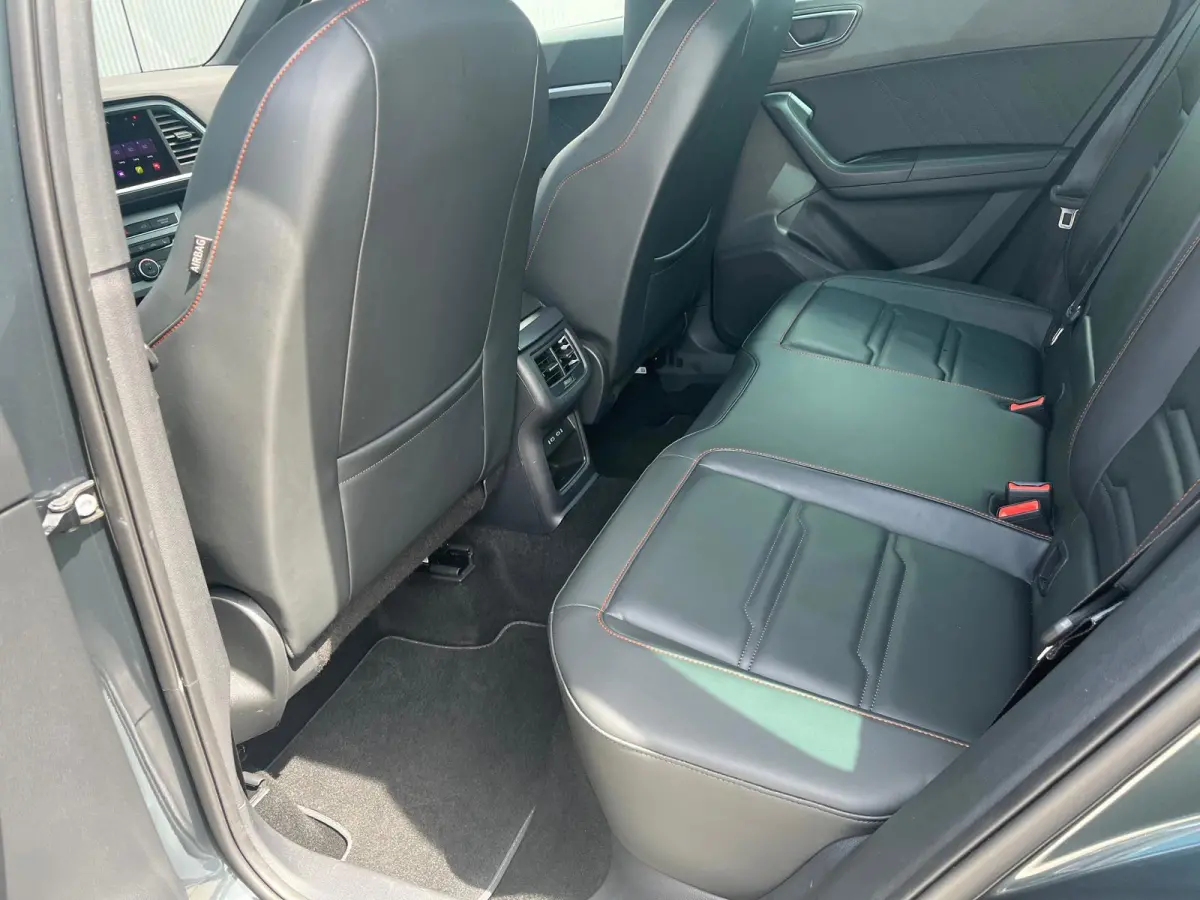 1.5 TSI FR Business Intense | 19' LMV | Elek. Trekhaak | Lederen Bekleding | Memory | Panoramadak |
