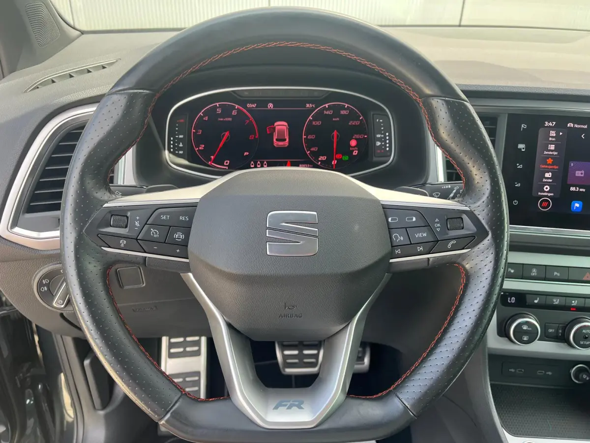 1.5 TSI FR Business Intense | 19' LMV | Elek. Trekhaak | Lederen Bekleding | Memory | Panoramadak |