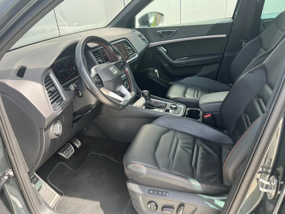1.5 TSI FR Business Intense | 19' LMV | Elek. Trekhaak | Lederen Bekleding | Memory | Panoramadak |
