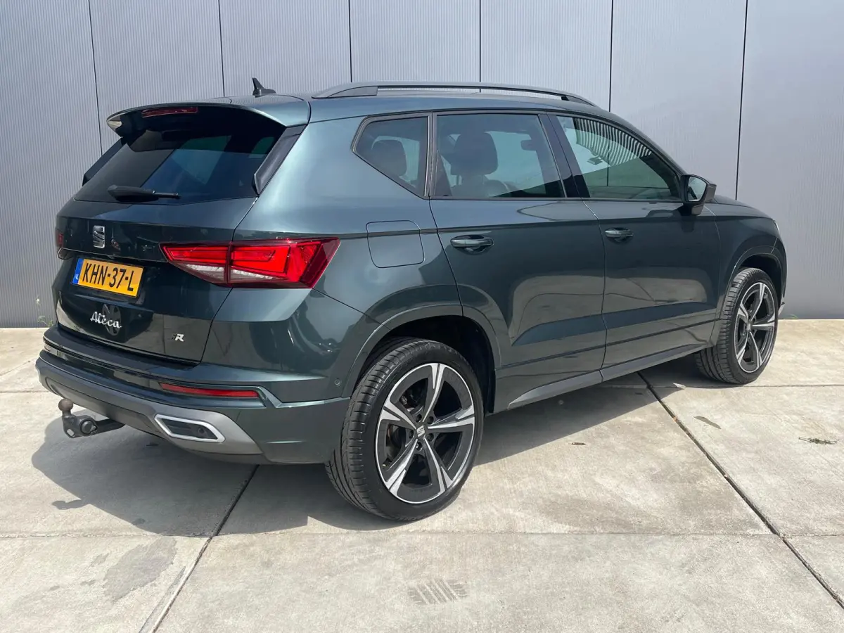 1.5 TSI FR Business Intense | 19' LMV | Elek. Trekhaak | Lederen Bekleding | Memory | Panoramadak |