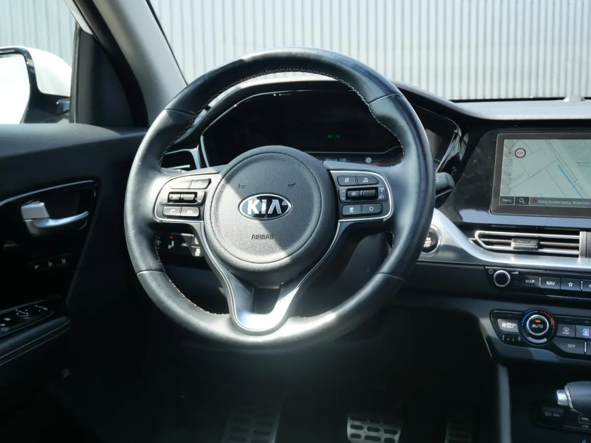 1.6 GDi Hybrid ExecutiveLine | Cruise | Keyless | Schuif-kanteldak | Stoelverwarming-ventilatie | Navi | JBL |