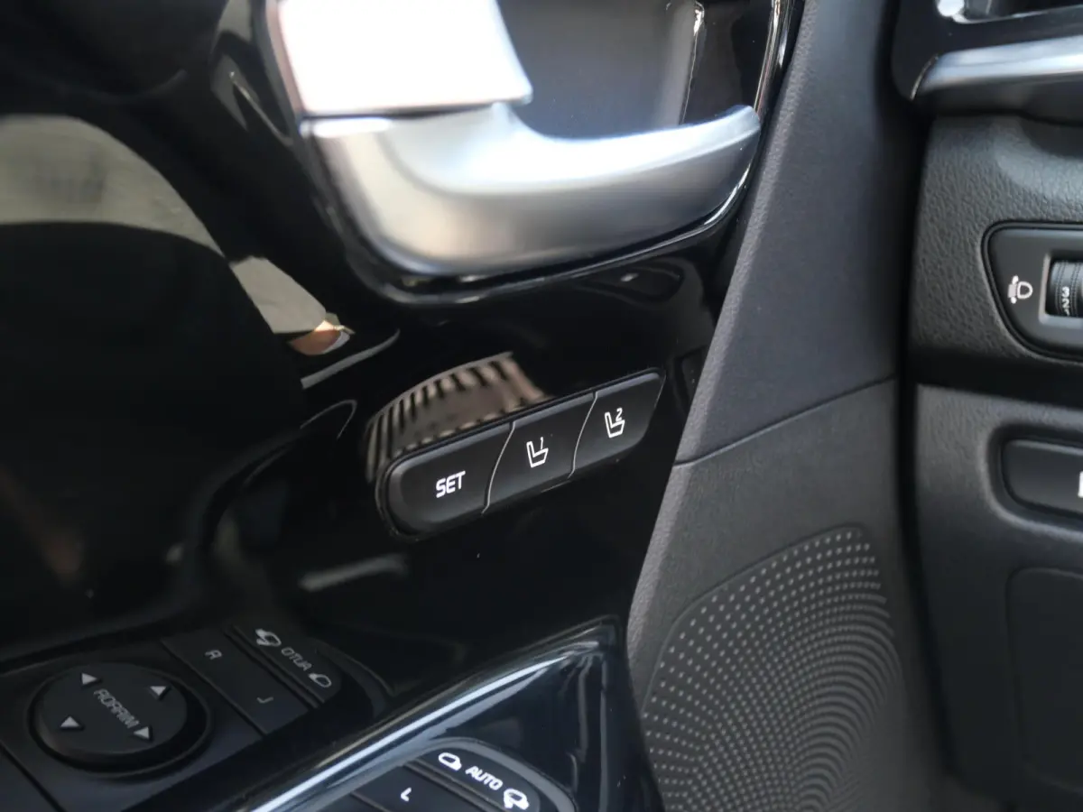1.6 GDi Hybrid ExecutiveLine | Cruise | Keyless | Schuif-kanteldak | Stoelverwarming-ventilatie | Navi | JBL |