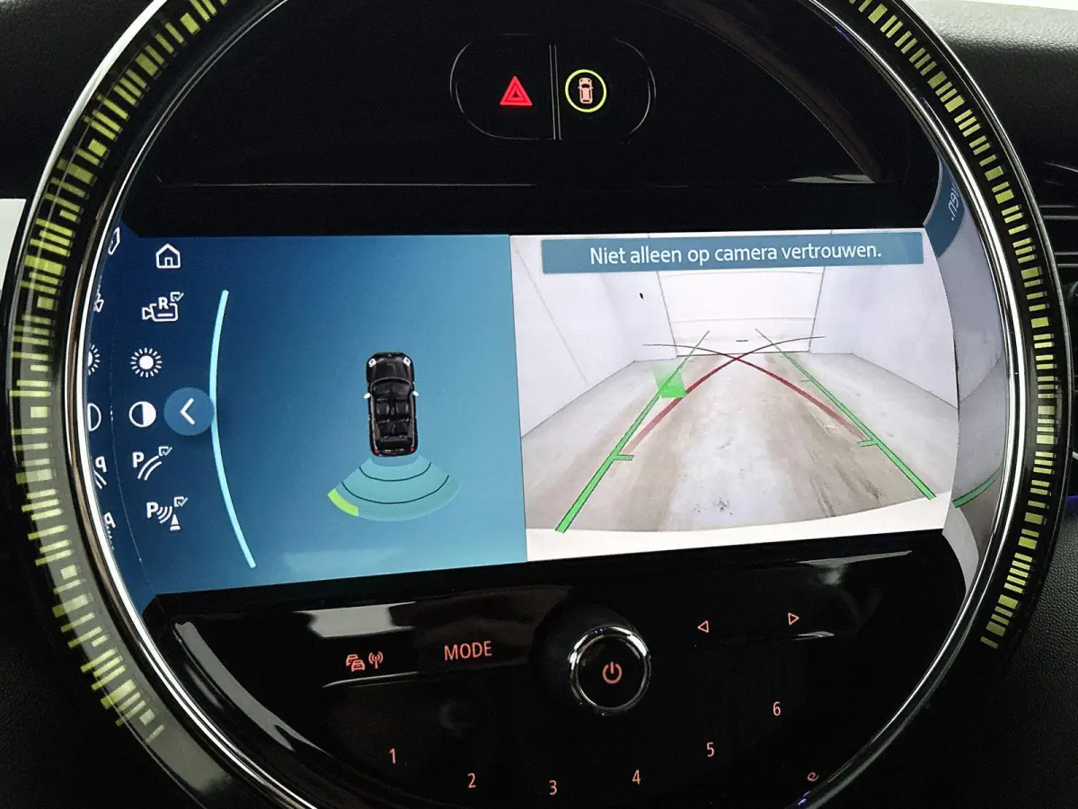 1.5 MINI Yours | Camera | Sensoren Achter | Cruise Control | Keyless Start | DAB | 136PK