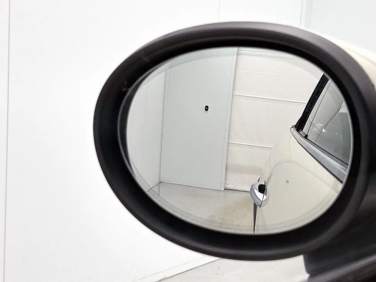 1.5 MINI Yours | Camera | Sensoren Achter | Cruise Control | Keyless Start | DAB | 136PK