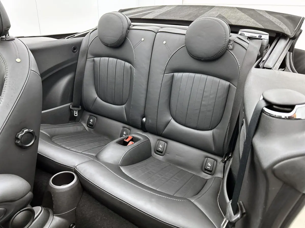 1.5 MINI Yours | Camera | Sensoren Achter | Cruise Control | Keyless Start | DAB | 136PK