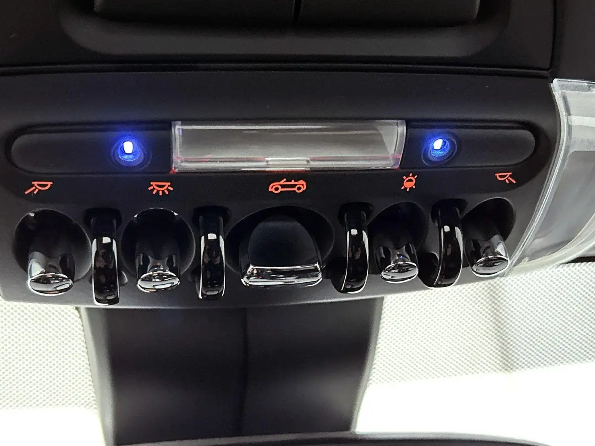 1.5 MINI Yours | Camera | Sensoren Achter | Cruise Control | Keyless Start | DAB | 136PK