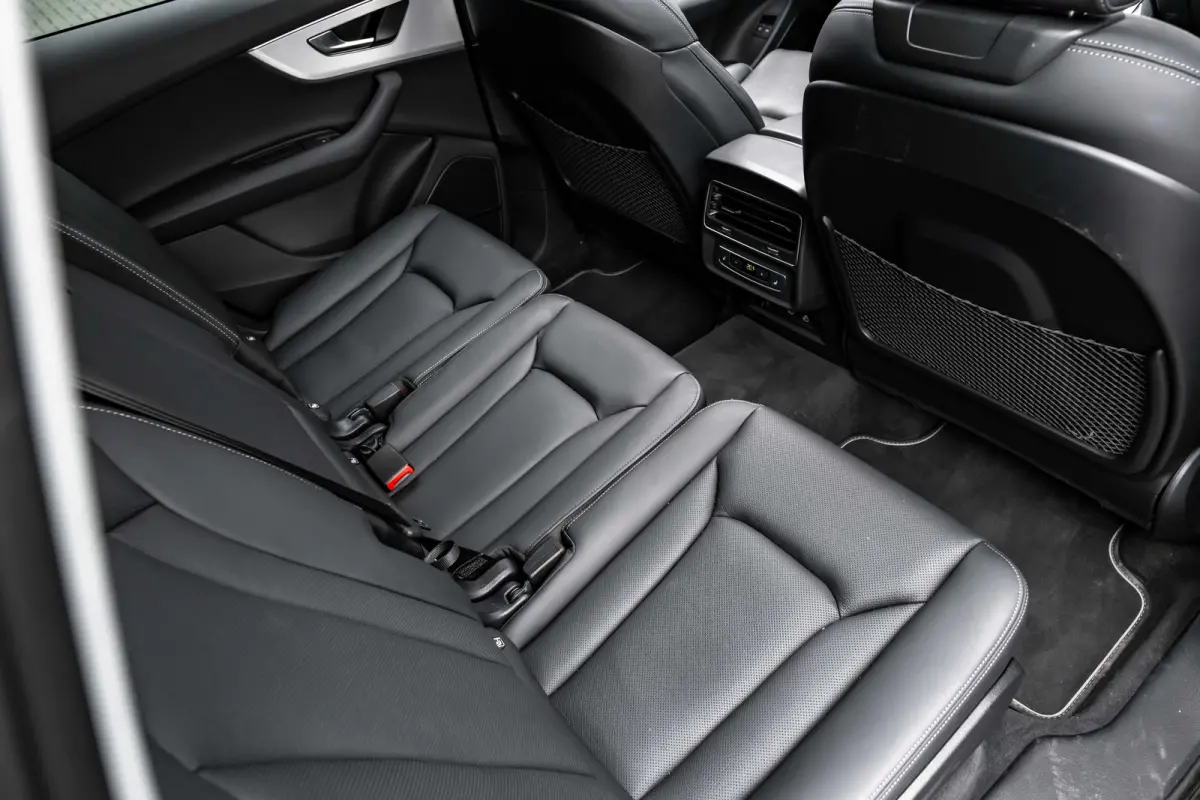 55 TFSI e quattro Pro Line S 394PK | Trekhaak | Panorama Dak | Ventilatie & Massage Stoelen | Soft Close | Vierwiel Besturing