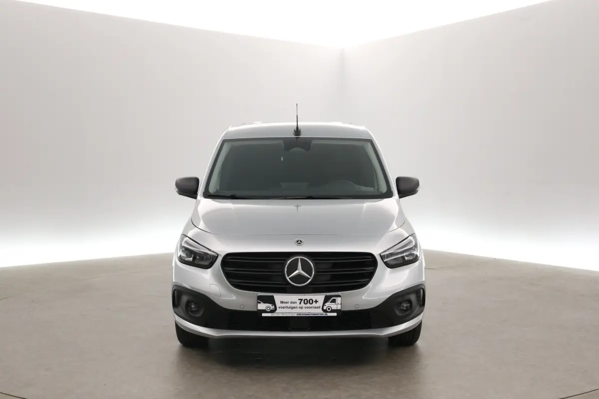 112 51 kWh | NIEUW | Snelladen | SOH 99% | 1400kg Trekgew. | Clima | Camera | Cruise | Carplay | Navi | Stoel/Stuurverw.