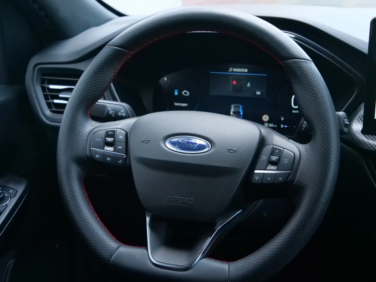 2.5 MHEV ST-line 151 Pk Automaat Navi / DAB / Apple Carplay / Camera / Winterpakket