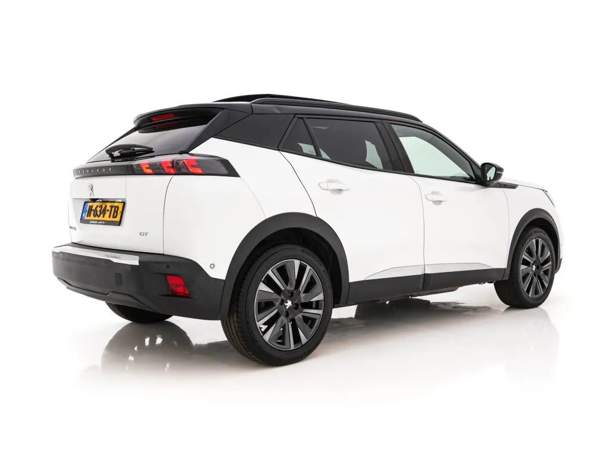 EV GT Pack 50 kWh [3-Fase-11kW] {SoH-88%} (INCL-BTW) * HEATPUMP | PANO |  LEATHER-ALCANTARA| DIGI-COCKPIT | FULL-LED | BLIS | KEYLESS | CAMERA | CARPLAY | DAB+ | NAVI-FULLMAP | ECC | PDC | S