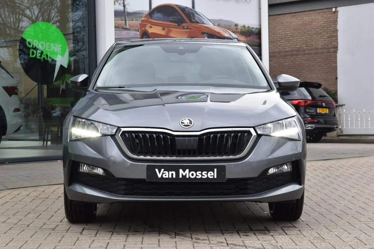 1.0 TSI Ambition 110 PK | LED Koplampen | Apple Carplay/Android Auto | Cruise Control | Privacy Glass | Parkeersensoren | Lichtmetalen velgen  Direct leverbaar! |
