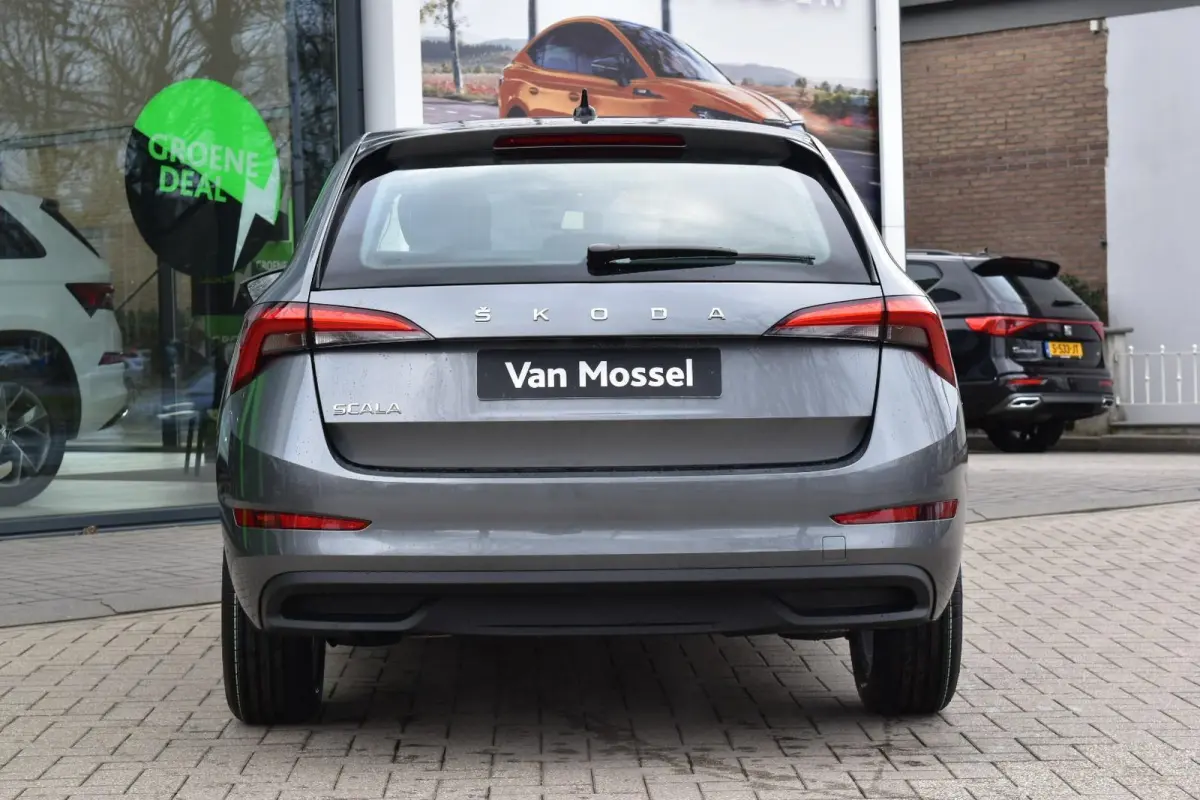 1.0 TSI Ambition 110 PK | LED Koplampen | Apple Carplay/Android Auto | Cruise Control | Privacy Glass | Parkeersensoren | Lichtmetalen velgen  Direct leverbaar! |