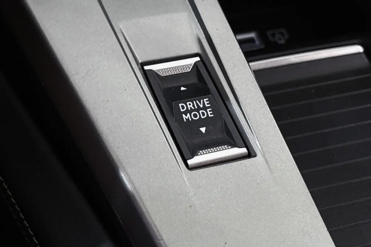1.6 Plug-in Hybrid 180 GT Pano Trekhaak Stuur-Stoelverwarming Massage 360 Camera