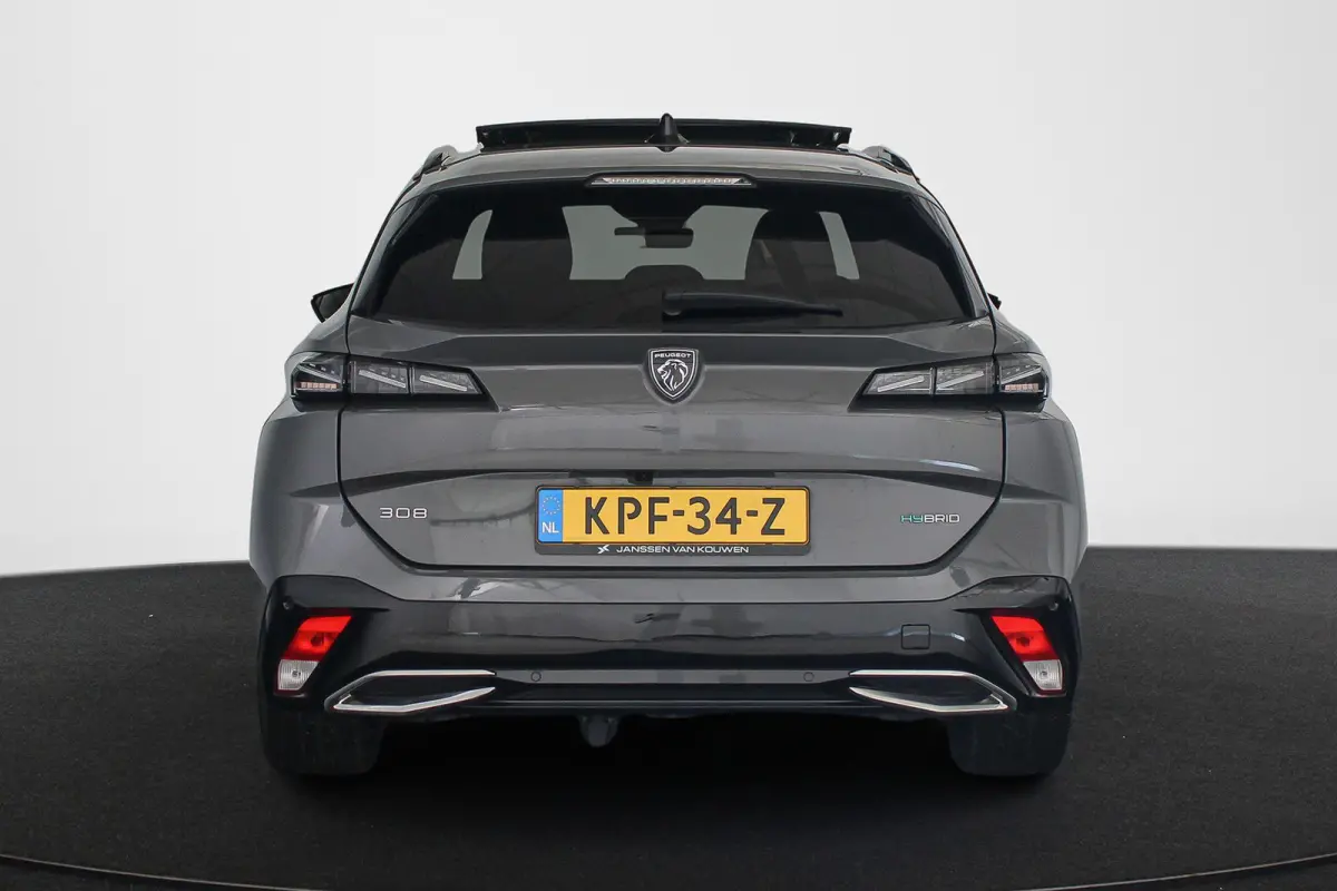 1.6 Plug-in Hybrid 180 GT Pano Trekhaak Stuur-Stoelverwarming Massage 360 Camera