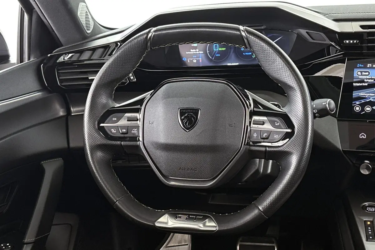 1.6 Plug-in Hybrid 180 GT Pano Trekhaak Stuur-Stoelverwarming Massage 360 Camera