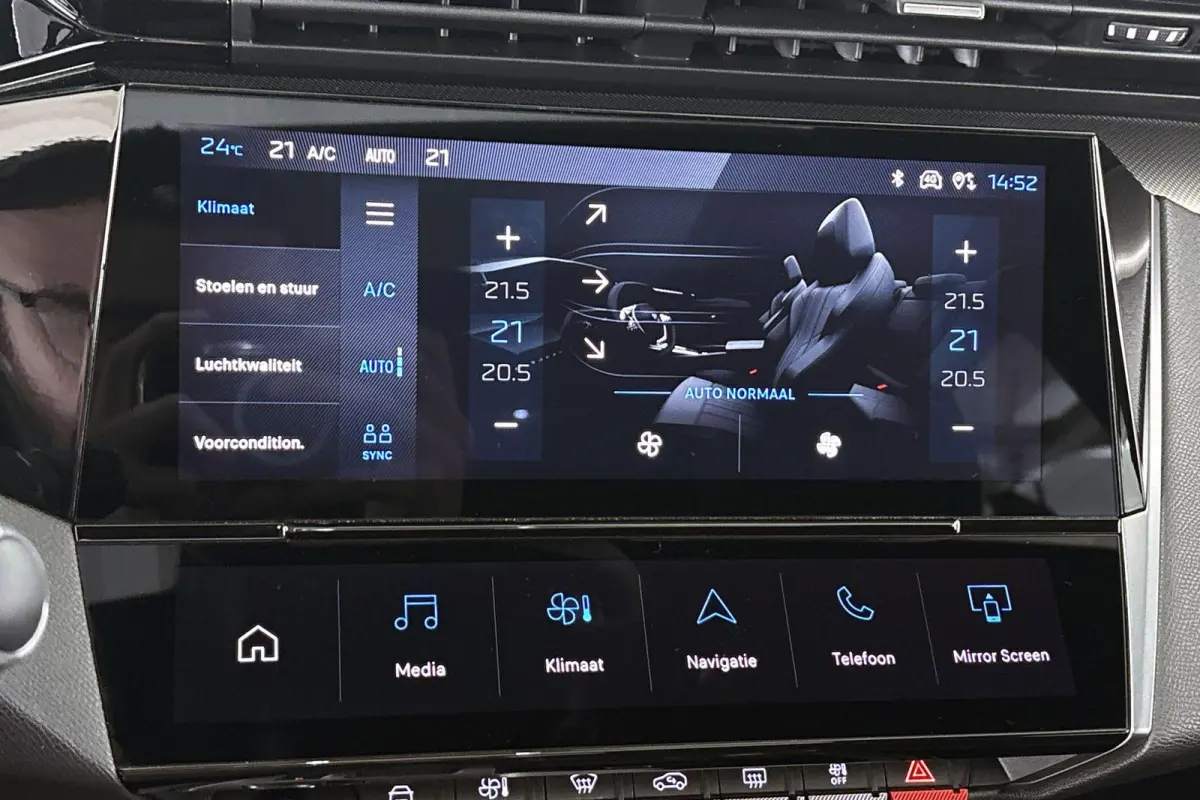 1.6 Plug-in Hybrid 180 GT Pano Trekhaak Stuur-Stoelverwarming Massage 360 Camera