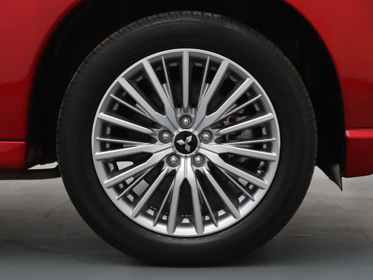 2.4 PHEV 225pk Intense Camera