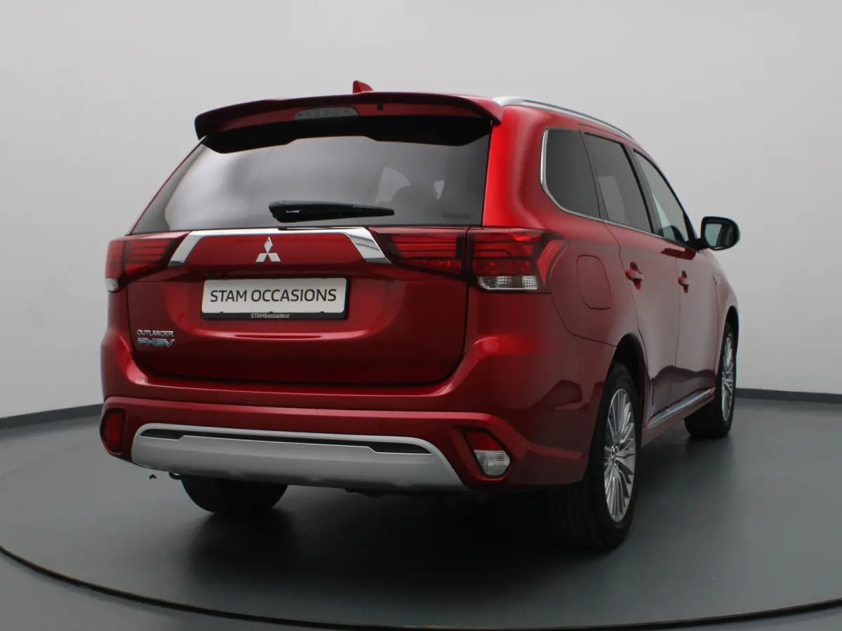 2.4 PHEV 225pk Intense Camera