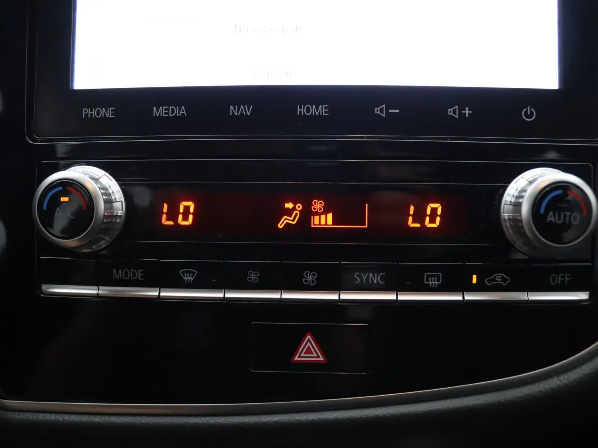 2.4 PHEV 225pk Intense Camera
