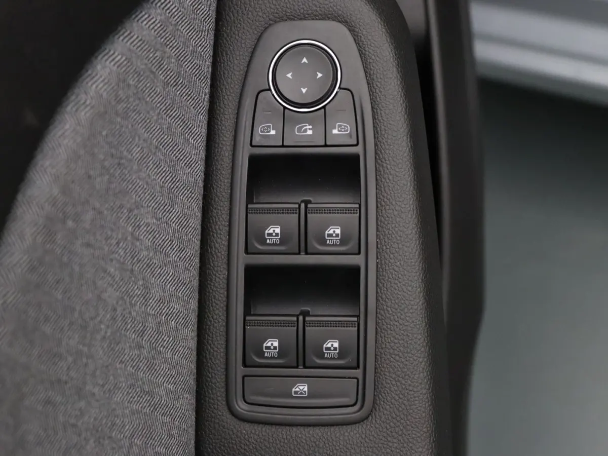 E-Tech Full Hybrid 145 techno
