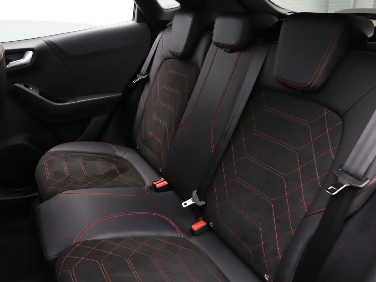 EcoBoost 155pk ST-Line X Automaat