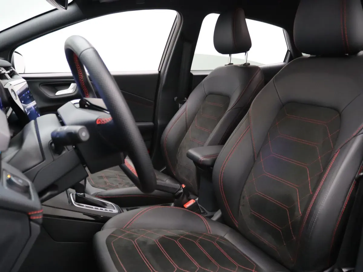 EcoBoost 160pk ST-Line X Automaat
