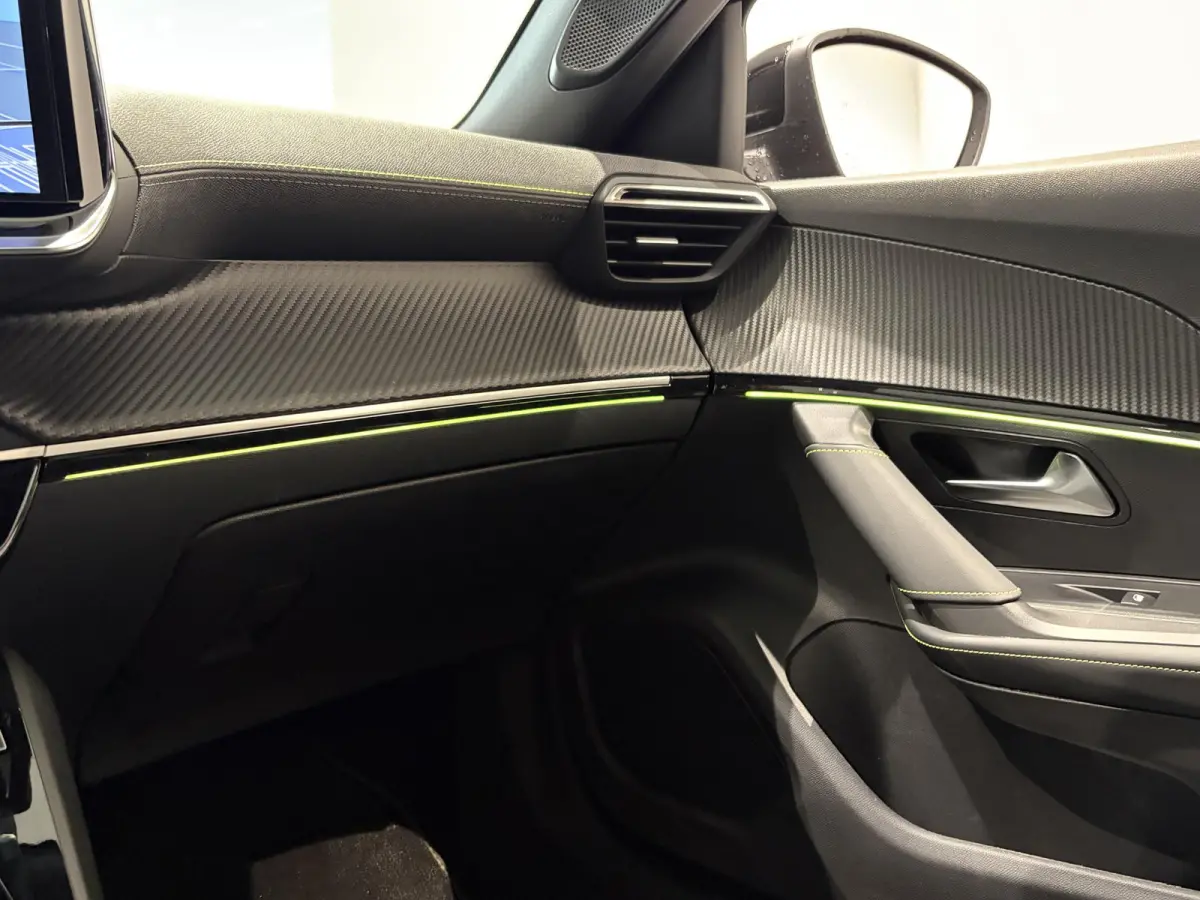 Hybrid 145 GT STOELVERWARMING - CAMERA - CARPLAY