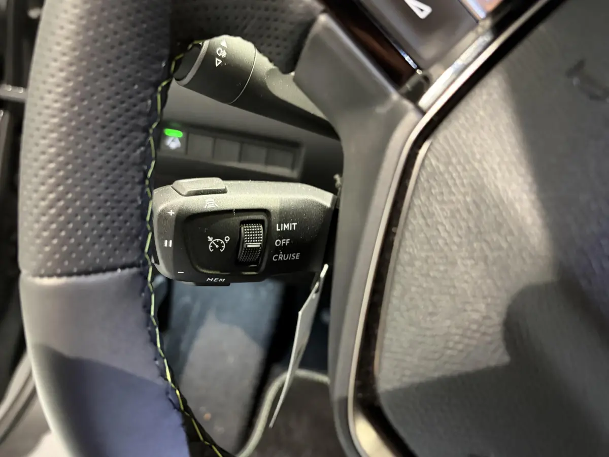 Hybrid 145 GT STOELVERWARMING - CAMERA - CARPLAY