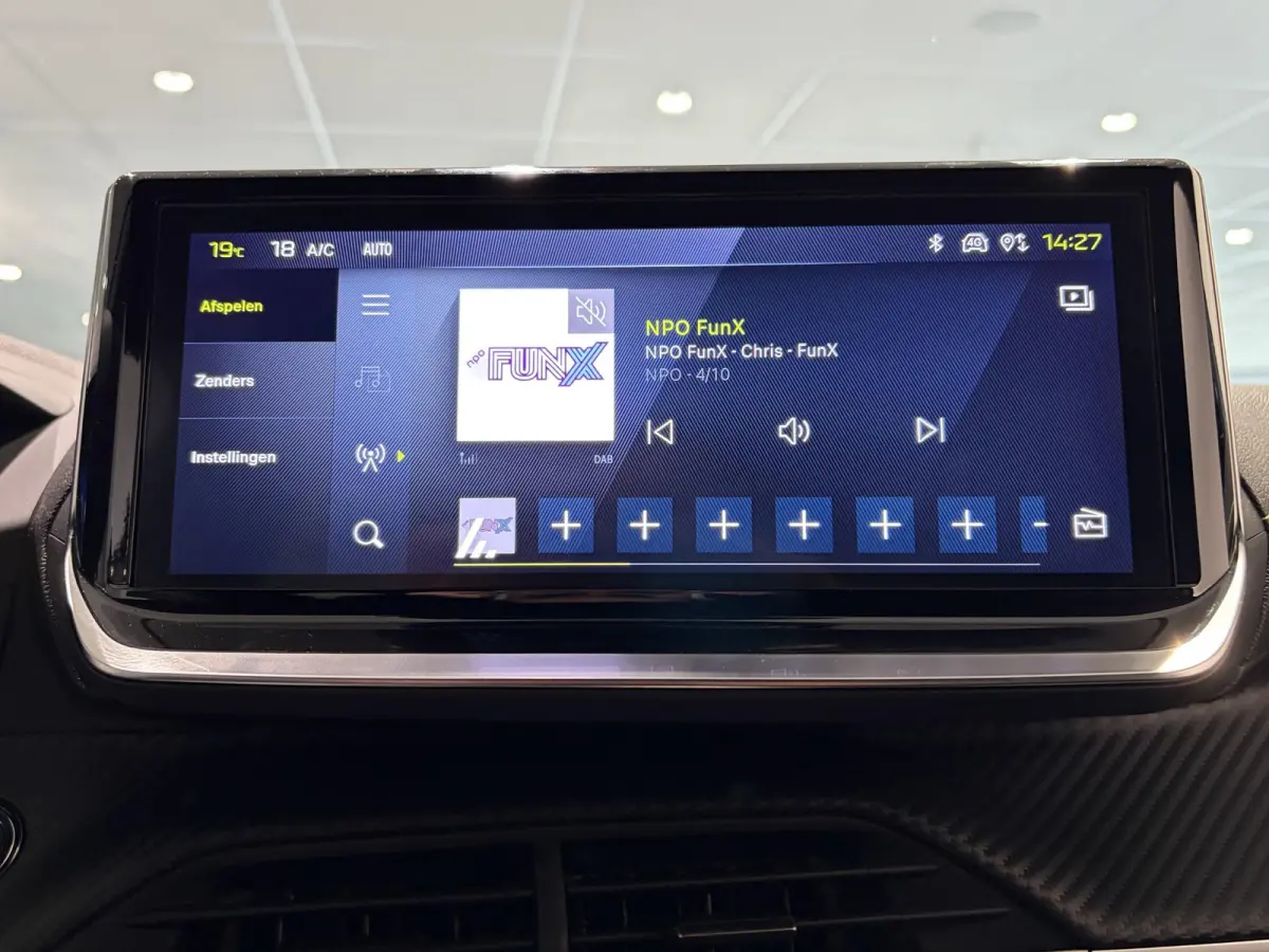 Hybrid 145 GT STOELVERWARMING - CAMERA - CARPLAY