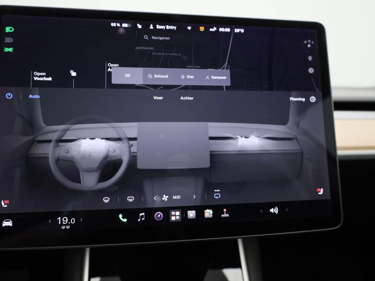 Standard RWD Plus 60 kWh | Panoramadak | Stoelverwarming | Climate Control | LED |