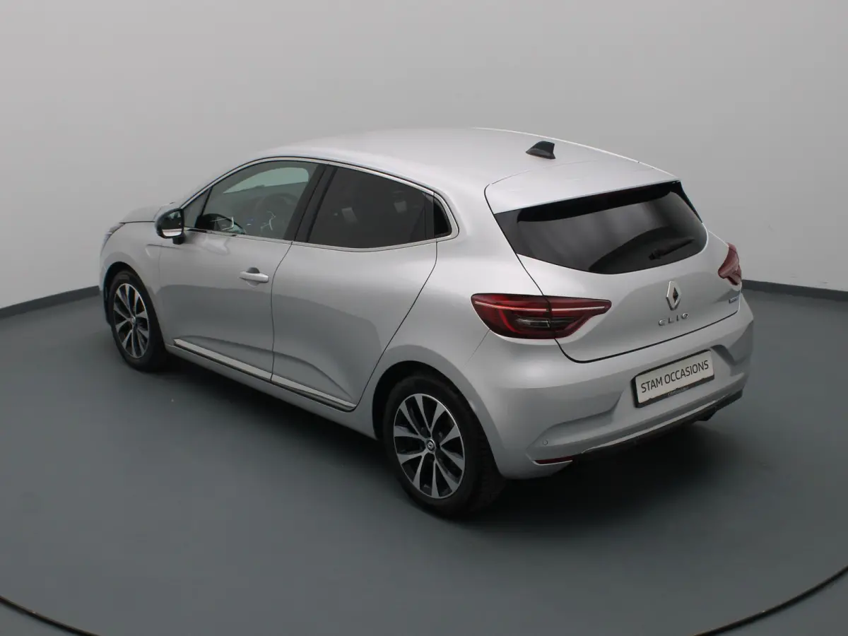 E-Tech Hybrid 145pk Techno