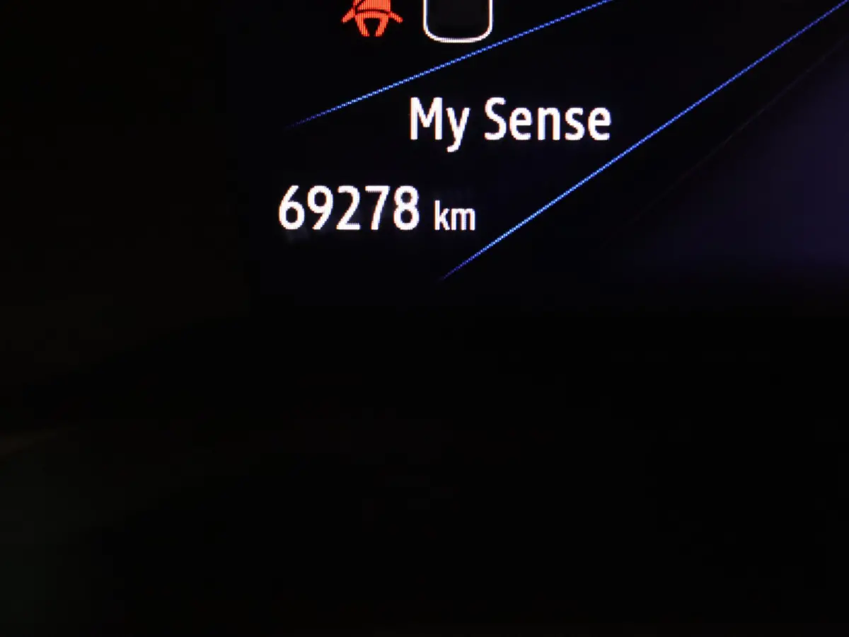 E-Tech Hybrid 145pk Techno